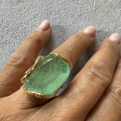Alternative view of Anello Pietra Big Smeraldo